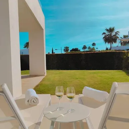 Luxury Golf & Private Garden Apartment Estepona