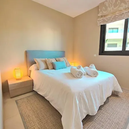 Luxury Golf & Private Garden Apartamento *